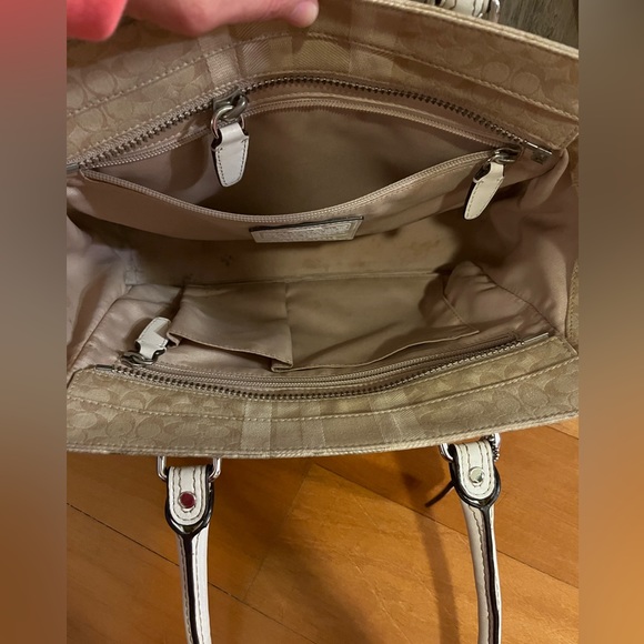 Coach Signature Stripe Candace Carry All Handbag purse - Picture 9 of 12